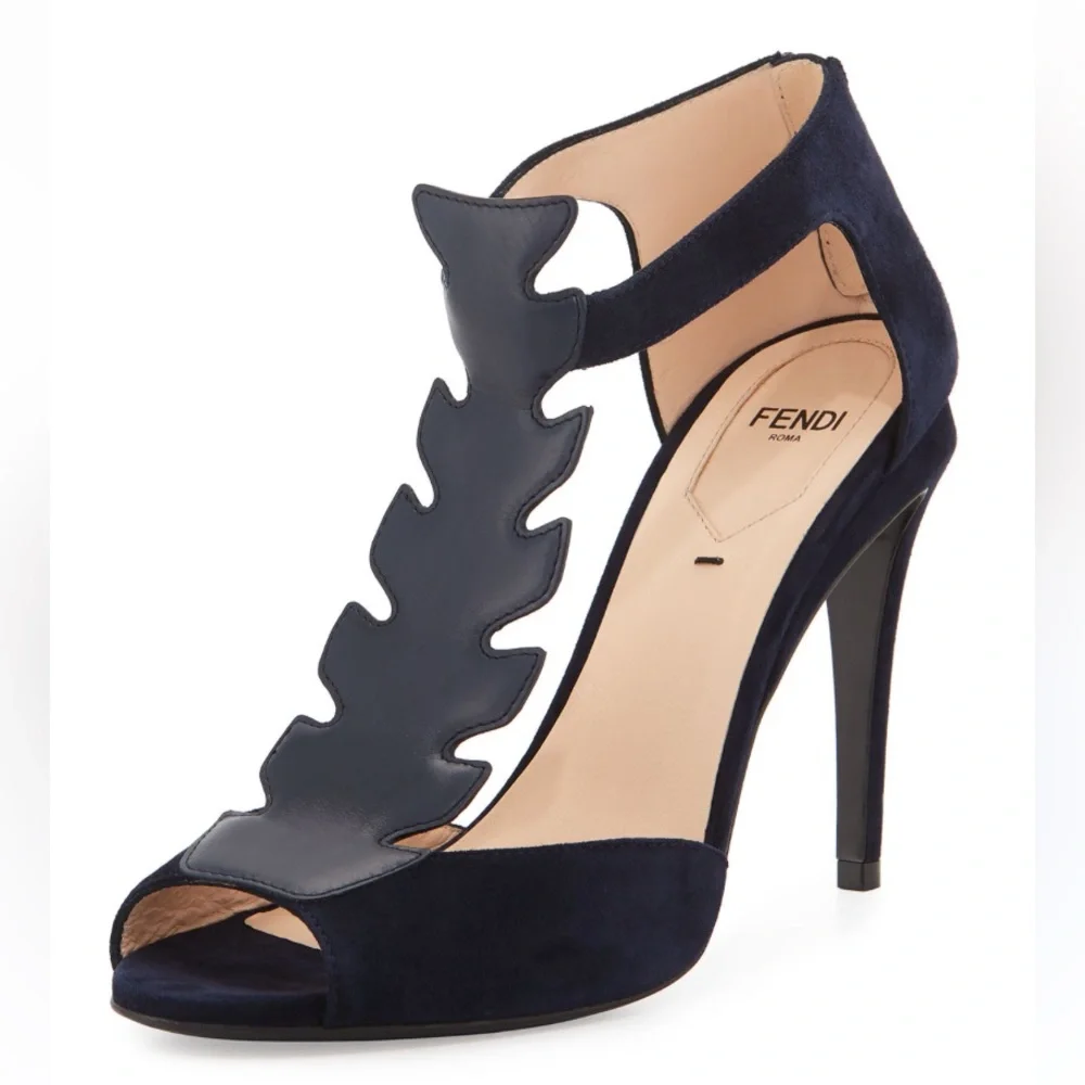 Authentic Fendi Croc-Tail T-Strap Leather Evening Sandal In Navy Leather - Picture 4 of 8